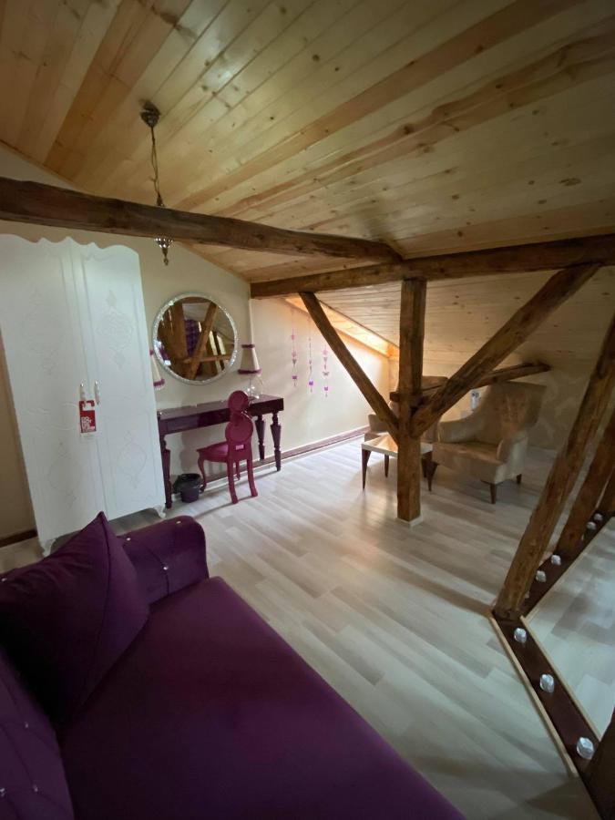 Otantik Shumen Hotell Eksteriør bilde